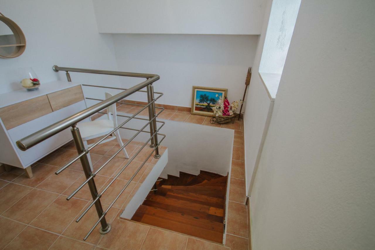 Prapatnica Villa Lanterna מראה חיצוני תמונה